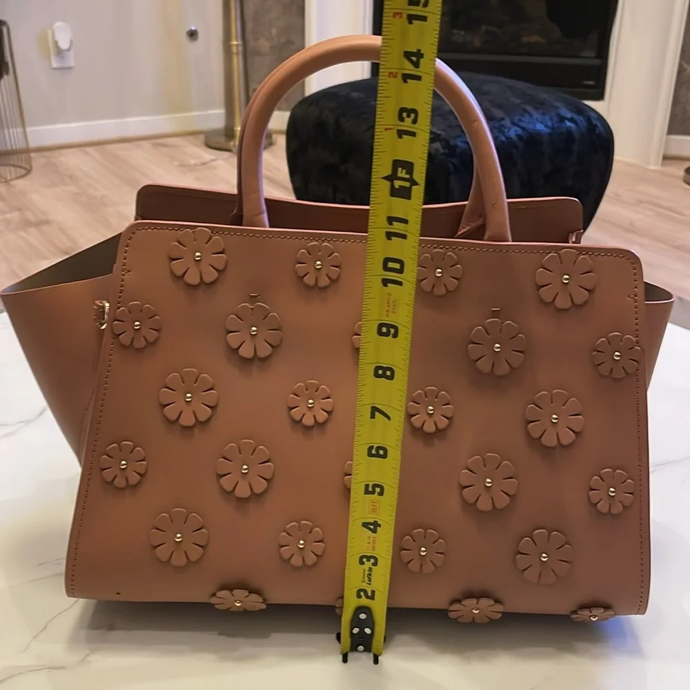 Zac Posen NWT limited sample purse Tan Floral Large Woman’s Satchel